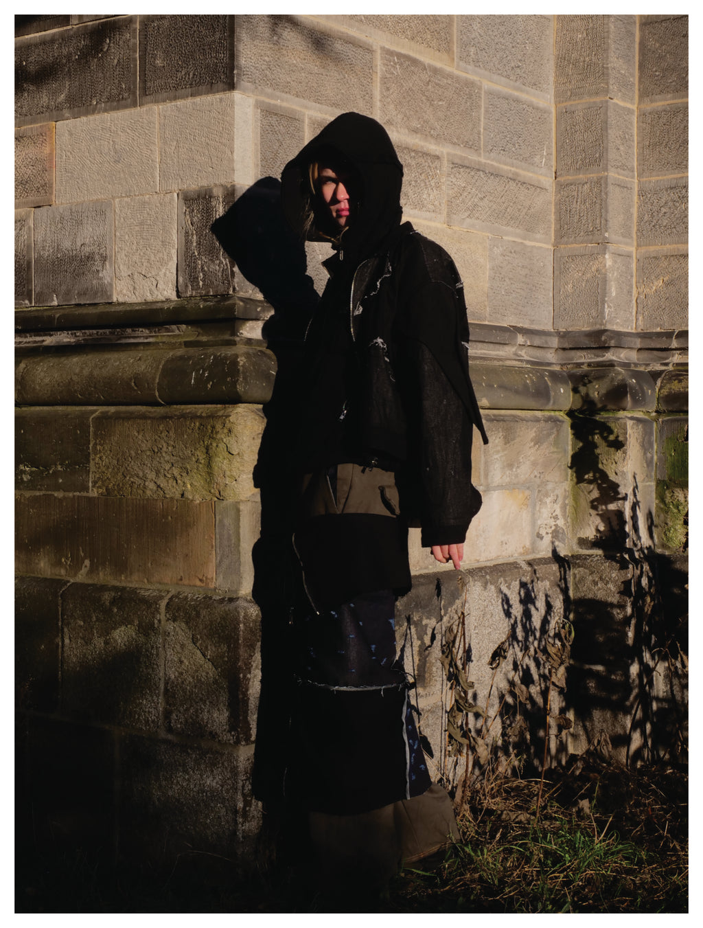 4 flapped pockets side tuck pants